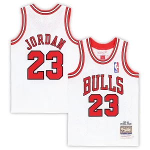 Genial Bonito Michael Jordan Chicago Bulls Toddler 1997/98 Hardwood Classics Authentic Jersey White/Black/Red  para la gran final
