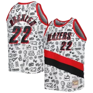 Fácil de llevar Versátil Clyde Drexler Portland Trail Blazers 1991/92 Hardwood Classics Doodle Swingman Player Jersey White  para la gran final